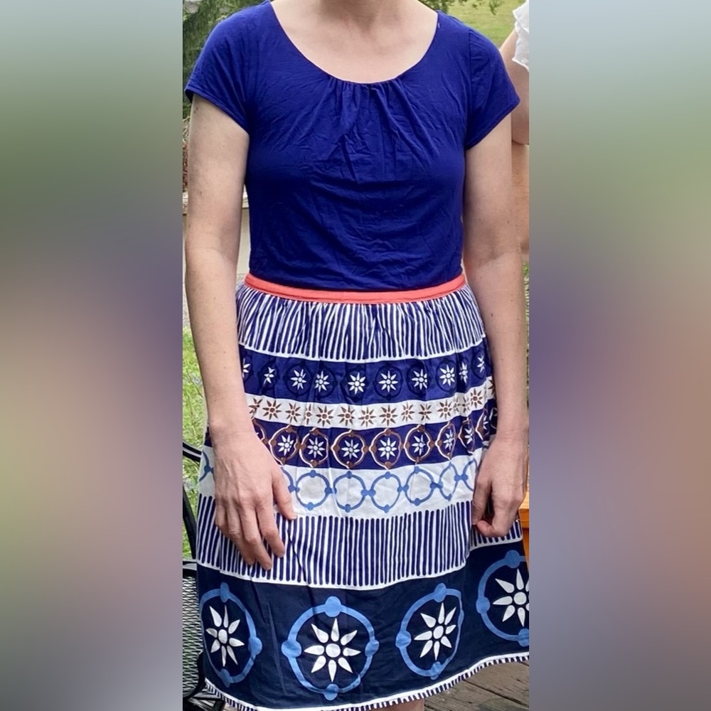 BODEN UK6R US2R Navy Francine Short Sleeve  w/Printed Skirt Lined Dress
